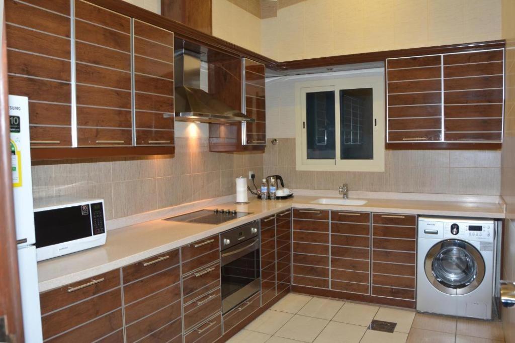 ריאד Mandarin Alshamal Hotel Apartments מראה חיצוני תמונה