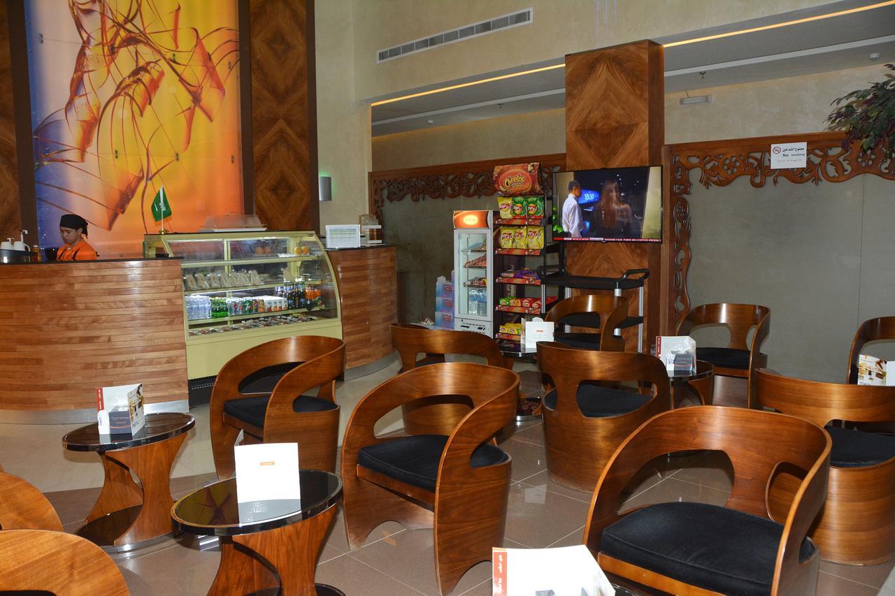 ריאד Mandarin Alshamal Hotel Apartments מראה חיצוני תמונה